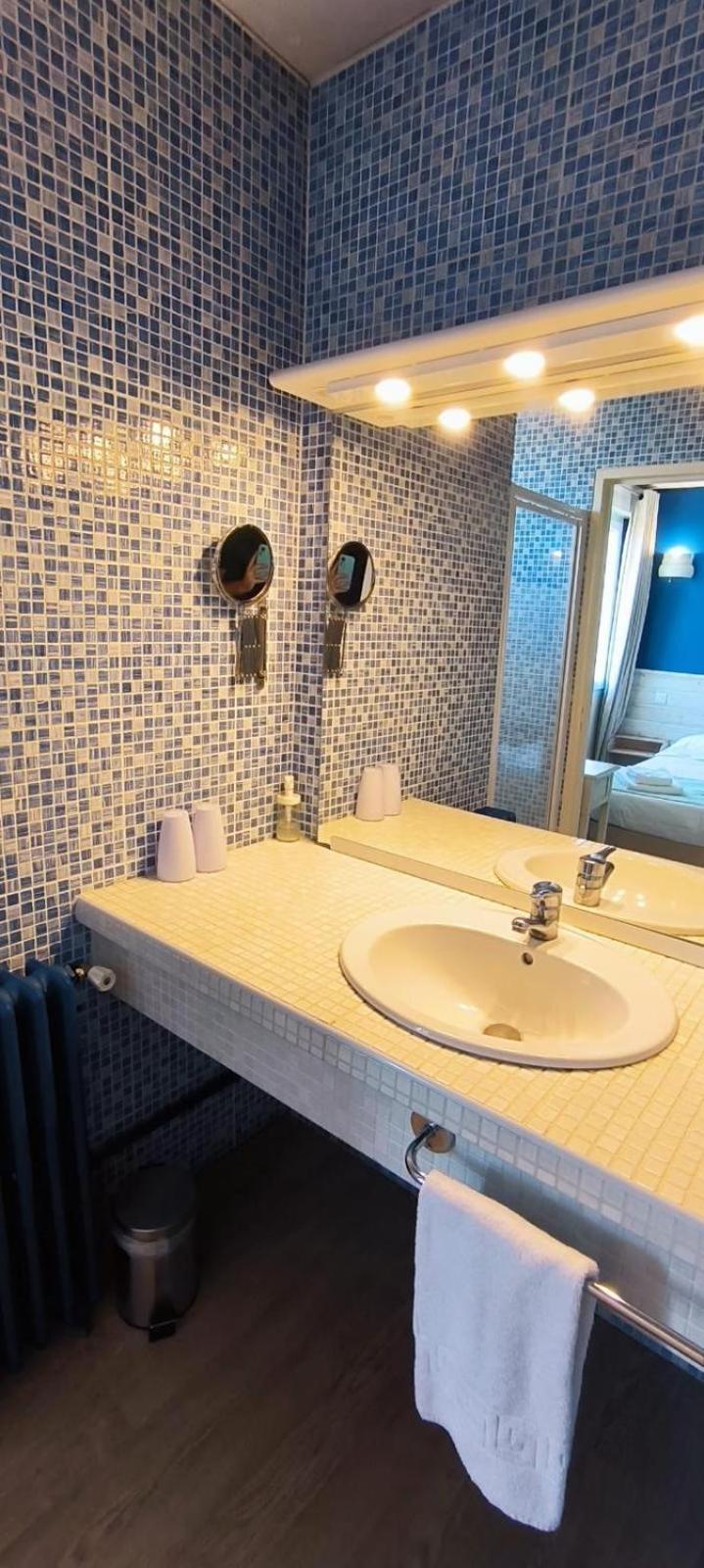 Hotel Le Boiate 아레즈 외부 사진